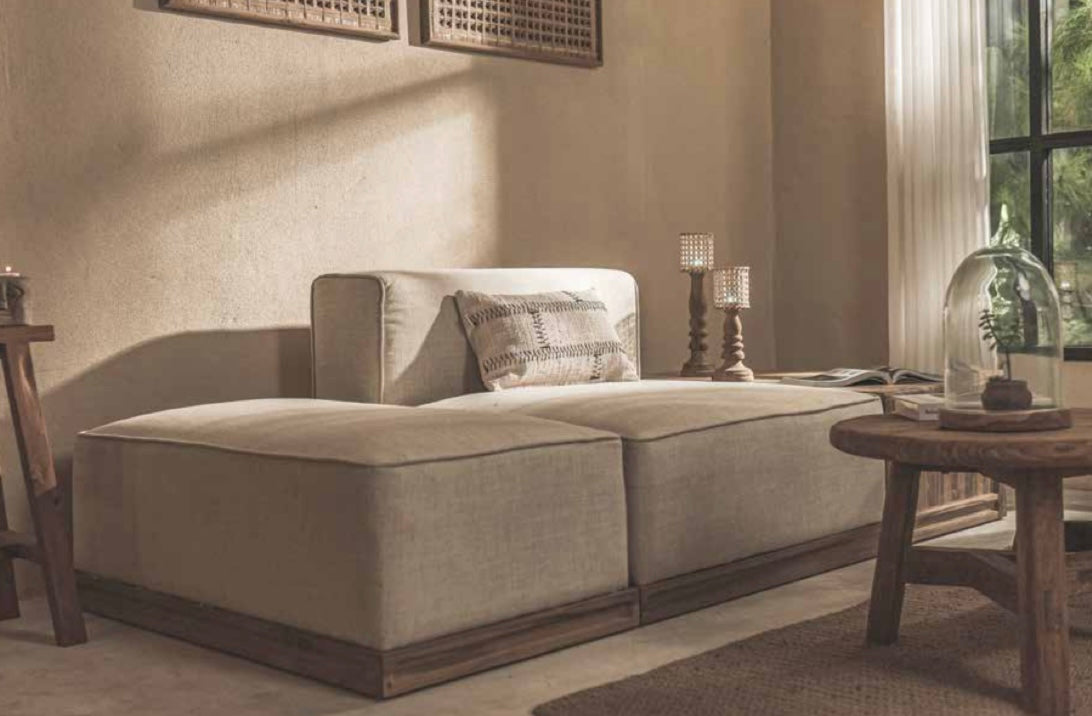 Issa Sofa