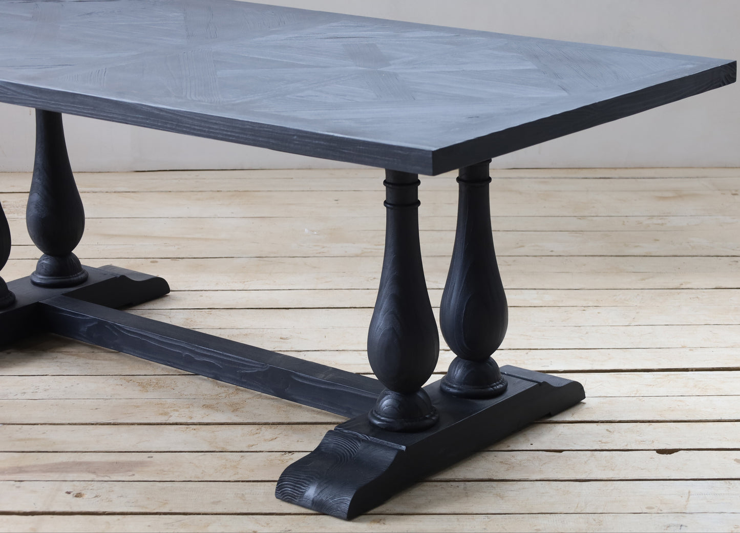 Monarch Dining Table Black